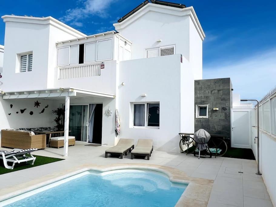 Lovely Villa Sanmar, Heated Pool Playa Blanca  Bagian luar foto