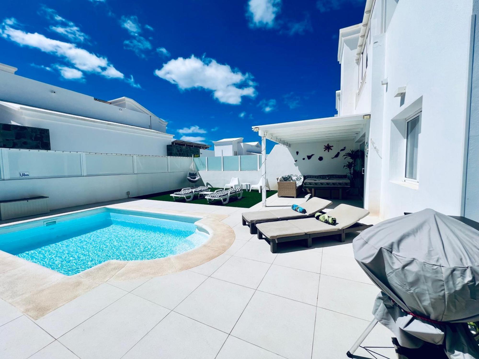 Lovely Villa Sanmar, Heated Pool Playa Blanca  Bagian luar foto