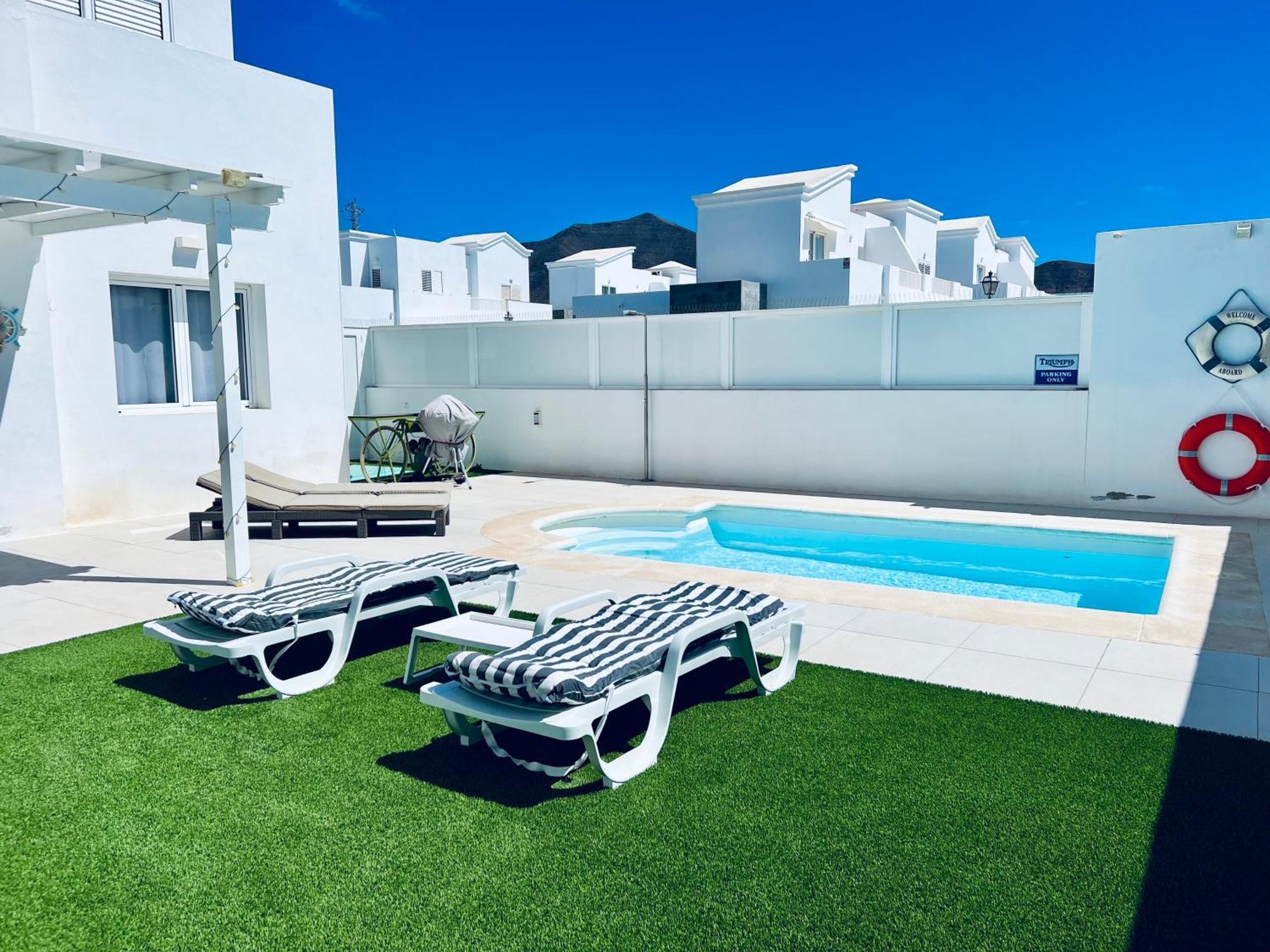 Lovely Villa Sanmar, Heated Pool Playa Blanca  Bagian luar foto